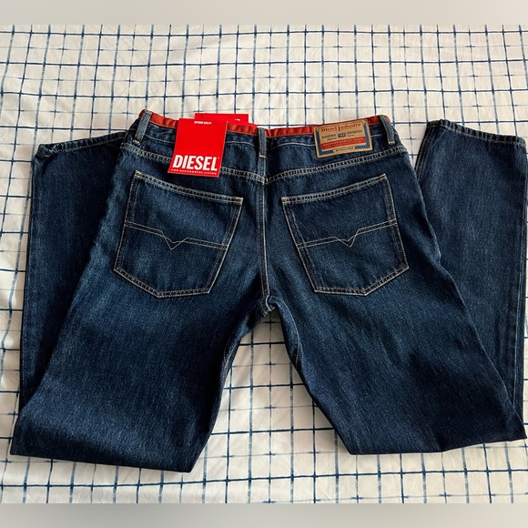 New Men’s Diesel Jeans Size 36 - Picture 2 of 14